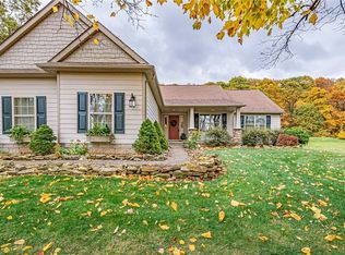 215 Deer Fern Dr, Somerset, PA