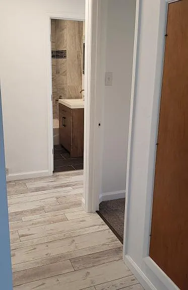 204 E Emma St — Photo 14