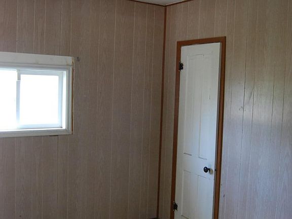 2nd image of 209 E 6th Ave