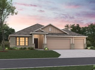 17415 Elder Walnut Dr, Elmendorf, TX 78112