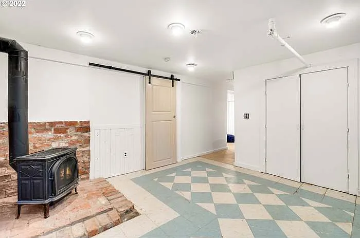 608 NW Hot Springs Alameda Rd — Photo 3