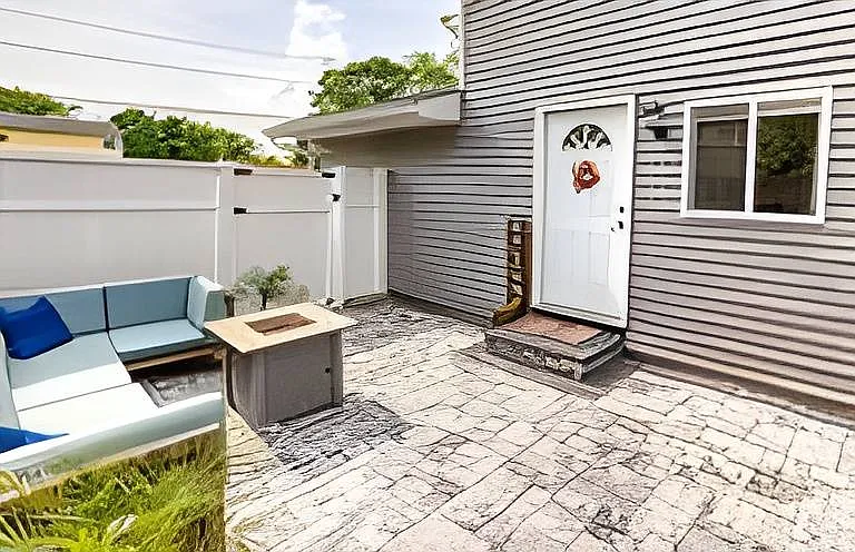5 Pamela Ln #2 — Photo 5