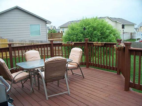 4th image of 12037 W Jewell Ct