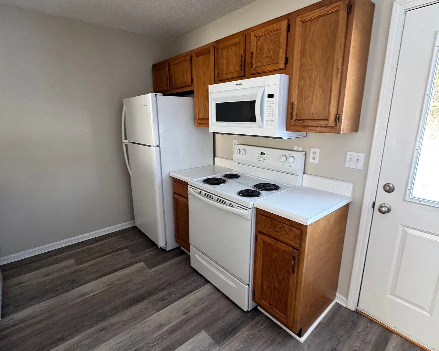 3 bed 2 bath newly remodeled duplex. — Photo 4