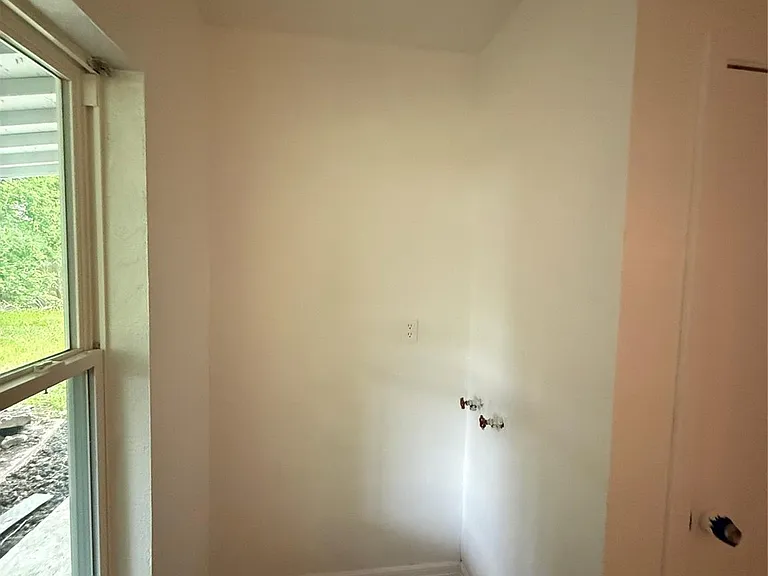 10205 Sierra Dr — Photo 6