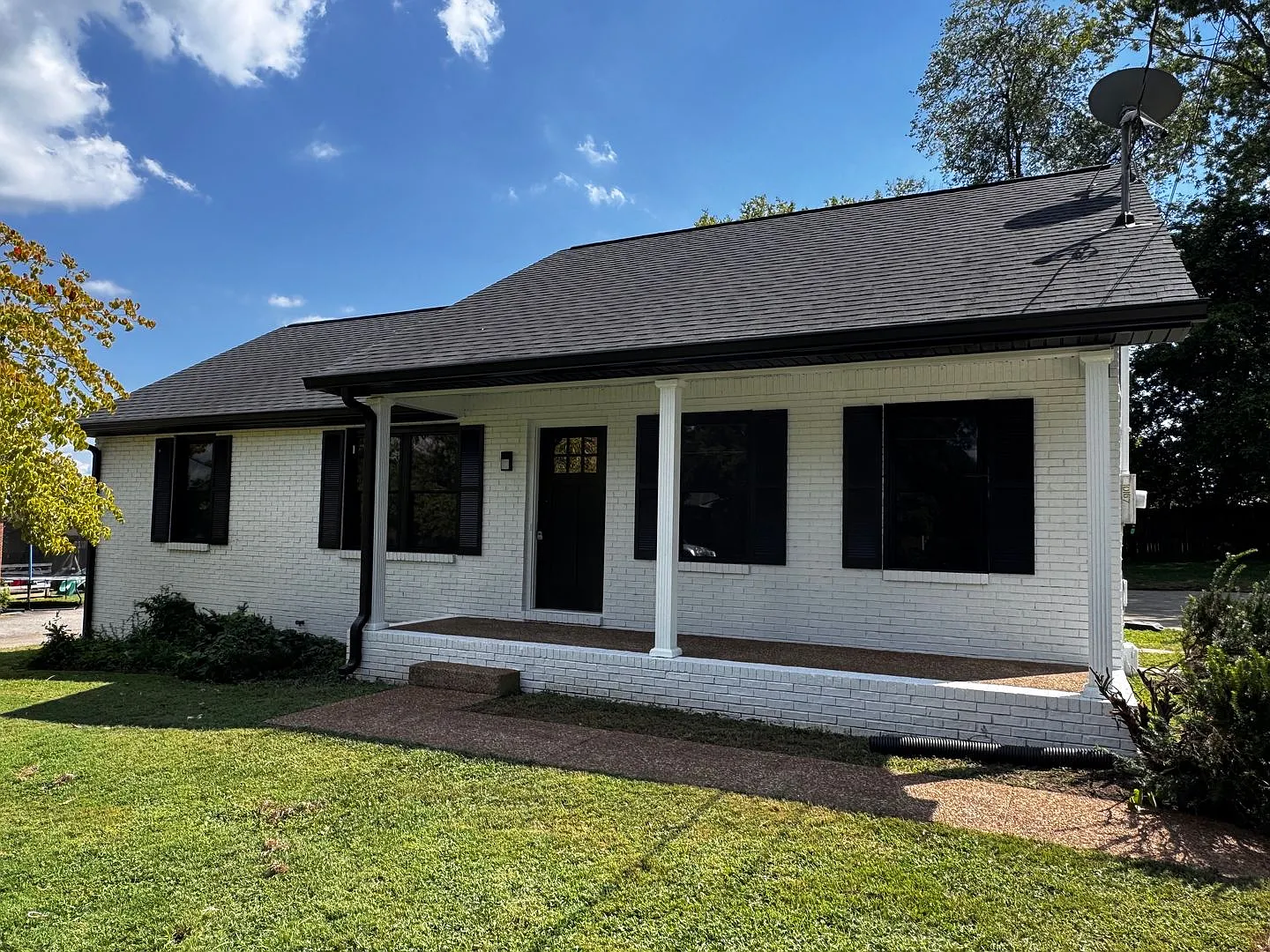 Fully Renovated Home for Rent - Gallatin — Photo 4