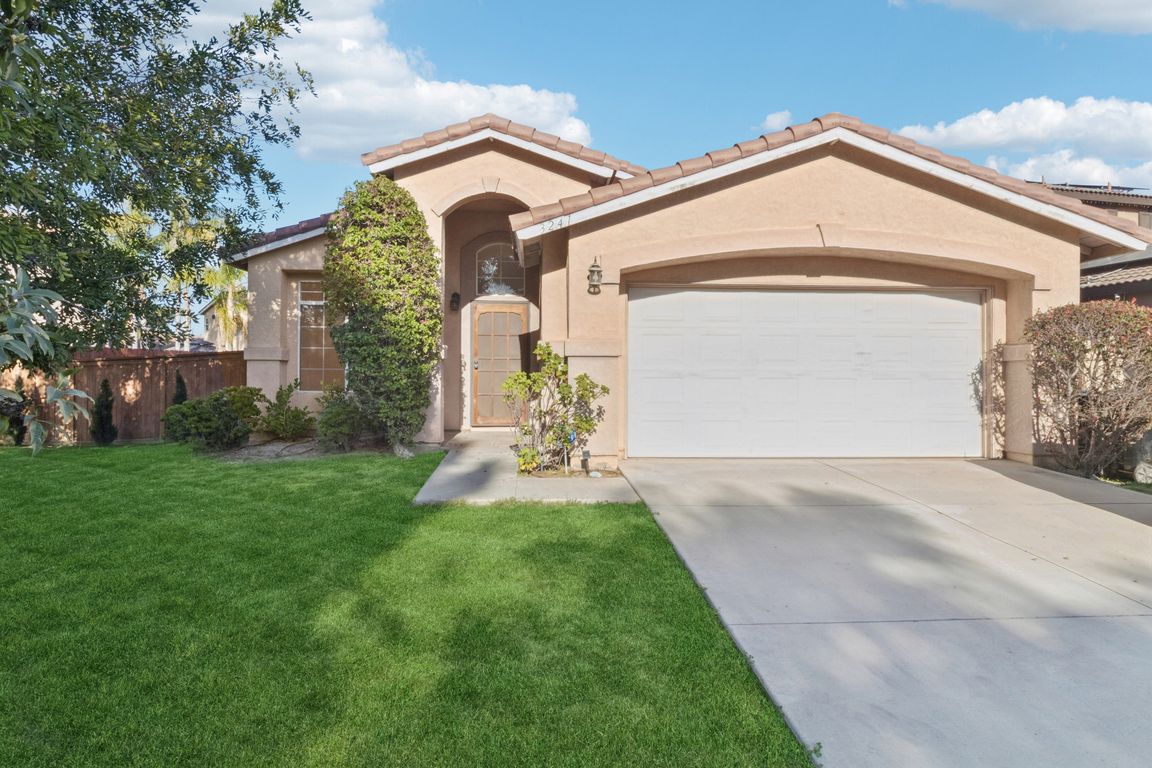 A-Naylor Rd-L0402-001