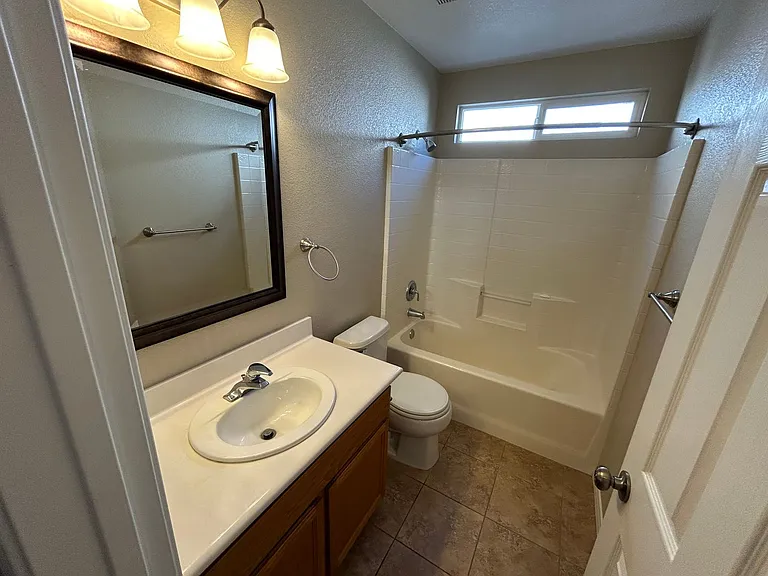 667 Harold Smith Dr — Photo 15