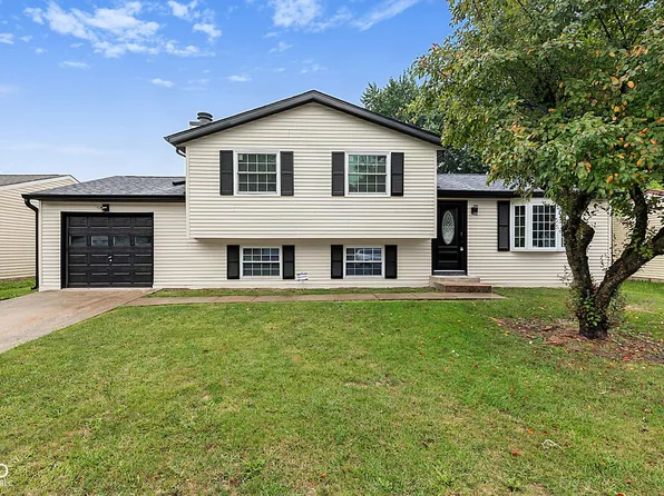 921 Waring Dr E, Indianapolis, IN 46229