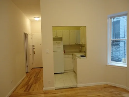 Rented by Citi Habitats | media 72