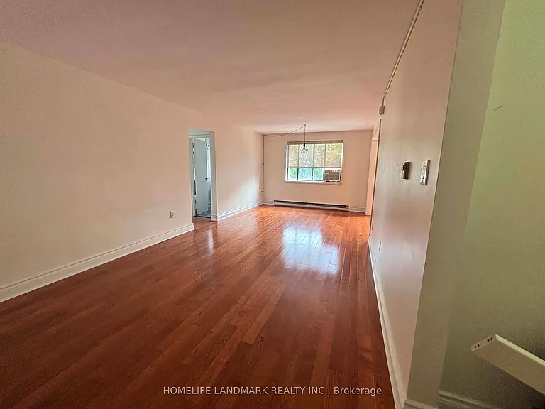 136 Scanlon Ave #12 — Photo 4
