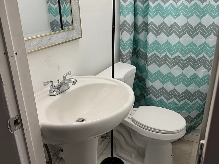 129 SE 5th St #1A — Photo 1
