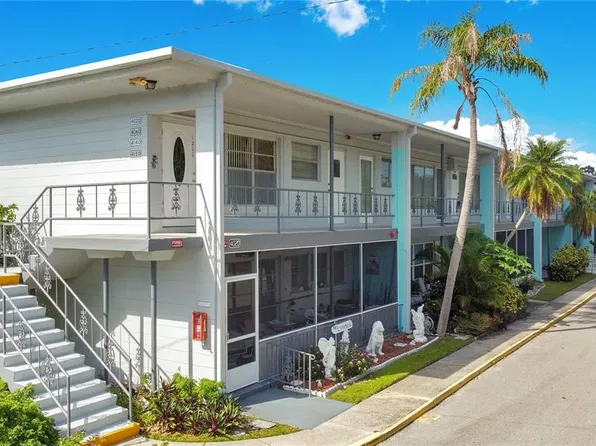 4020 55th St N APT 1202, Kenneth City, FL 33709