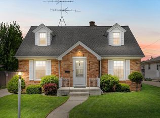5632 Pershing BOULEVARD, Kenosha, WI 53144