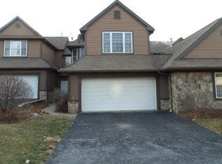91 Bracken Hill Rd, Hardyston, NJ 07419