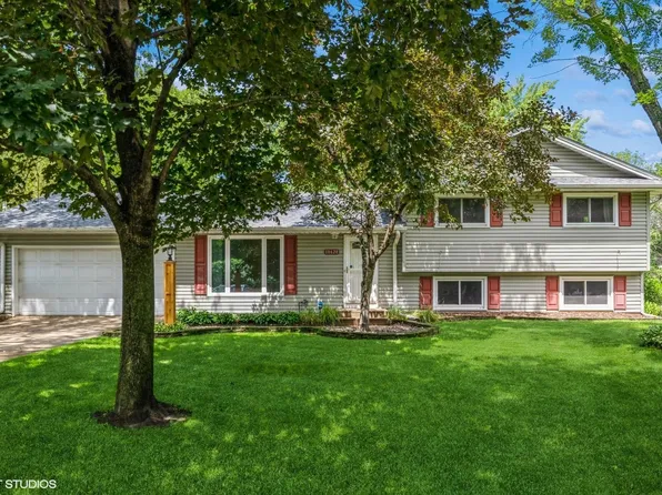 10628 Direct River Dr NW, Coon Rapids, MN 55433