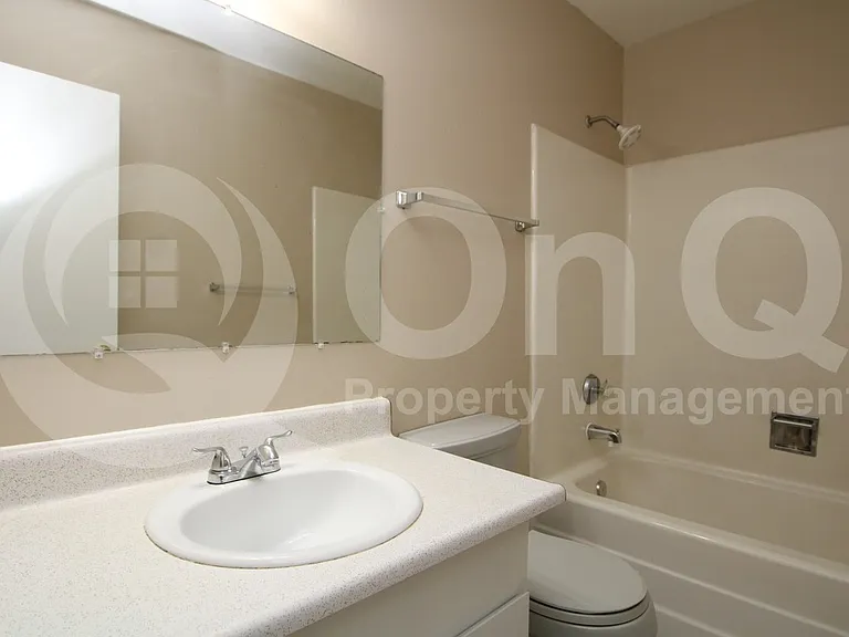 3843 S Mill Ave — Photo 13