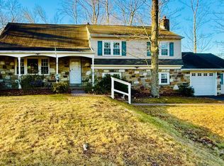 2344 Oakfield Rd, Warrington, PA 18976