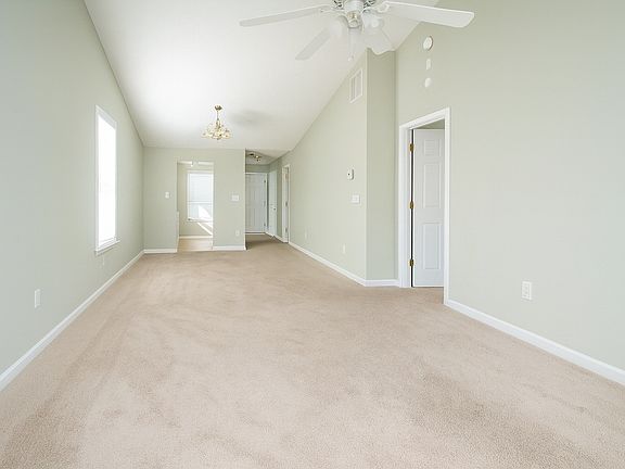 4th image of 1703 Summerwoods Ln