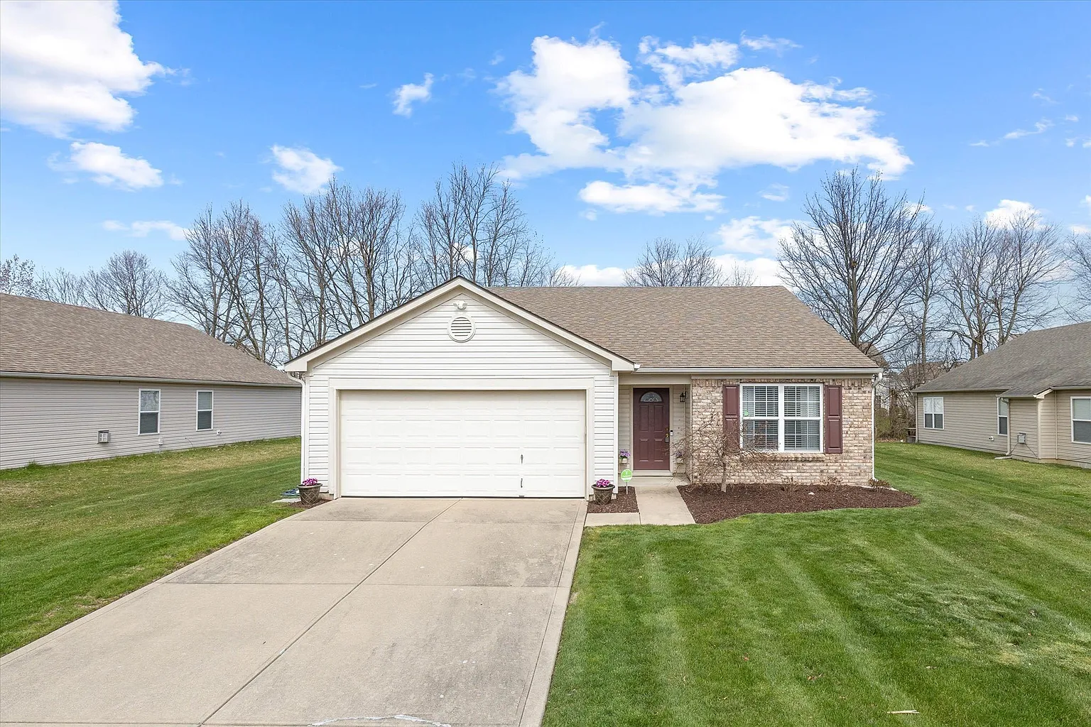 3130 McIntosh Dr photo 1