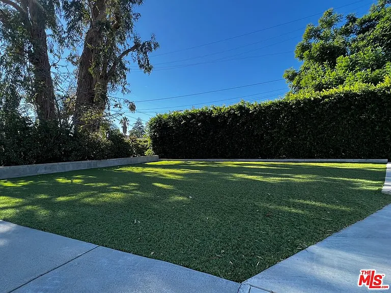5740 Vantage Ave — Photo 19