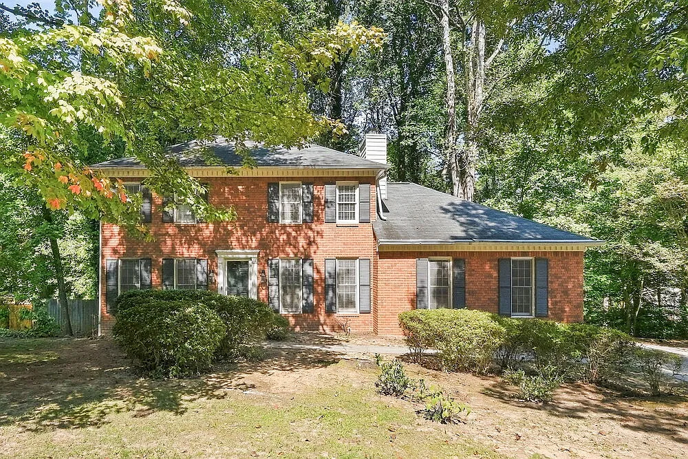 3 bed, 2.5 bath, 1978 sqft, $2,250 — Photo 1