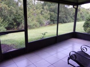 505 E Curlew Pl, Tarpon Springs, FL 34689