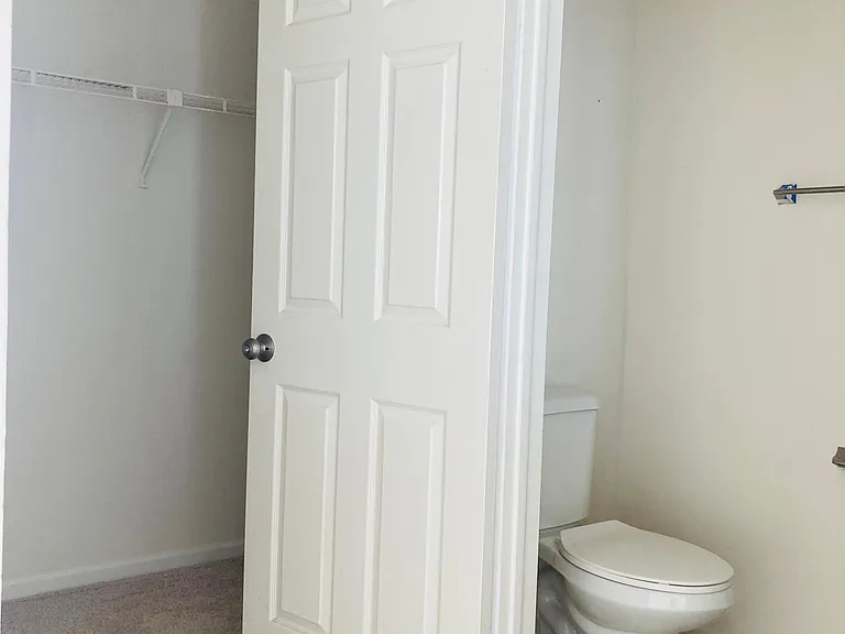 9181 Sheffield Hunt Ct — Photo 3