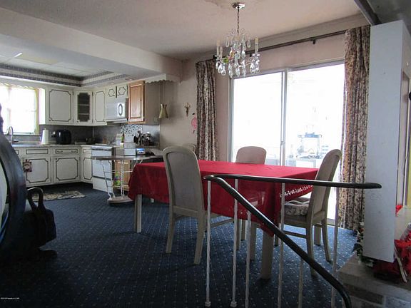 5th image of 51 Maltby Ave