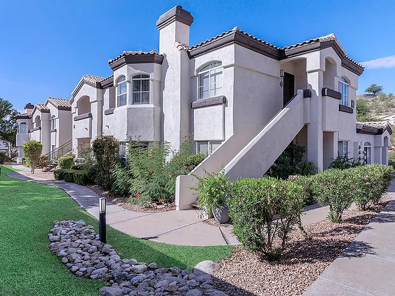 Pinnacle Heights — Photo 41
