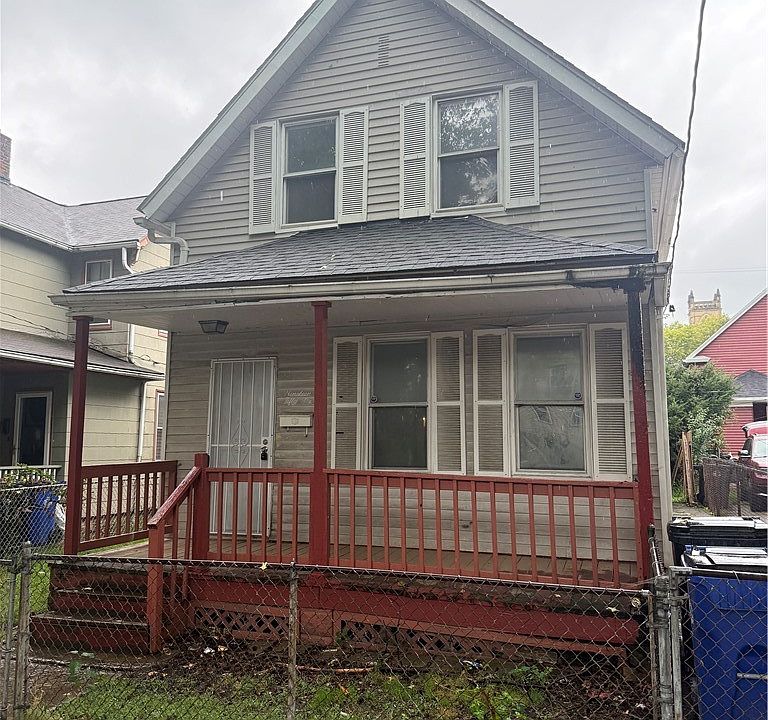 1st image of 1956 W 50th St