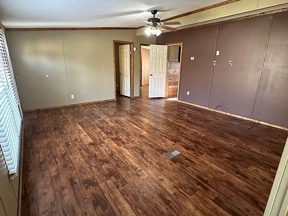 4th image of 18304 Flint Rd