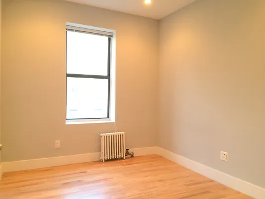 Rented by Uptown Flats LLC | media 22