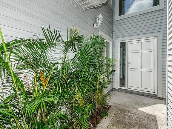 3rd image of 9710 Tiffany Oaks Ln
