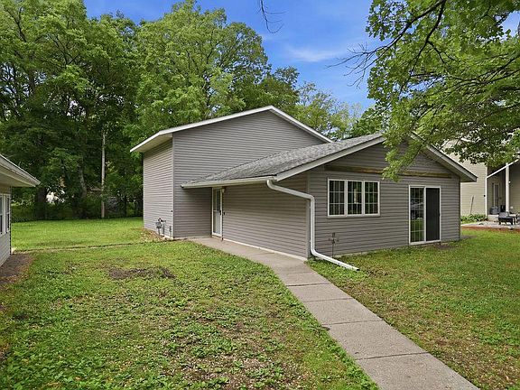 4th image of 561 Westwood Dr