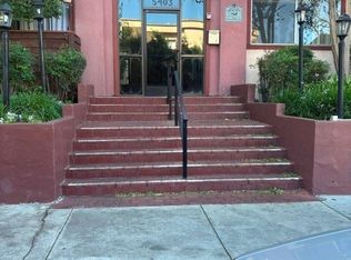 5403 Newcastle Ave, Encino, CA 91316