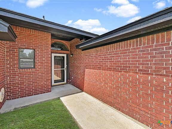 4th image of 5107 Leaning Oak Dr