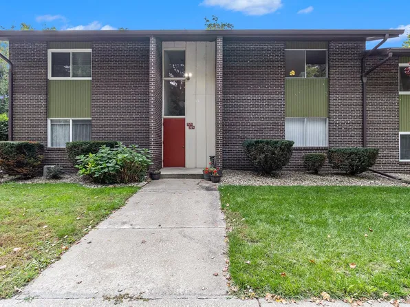 2500 Topsfield Rd APT 922, South Bend, IN 46614