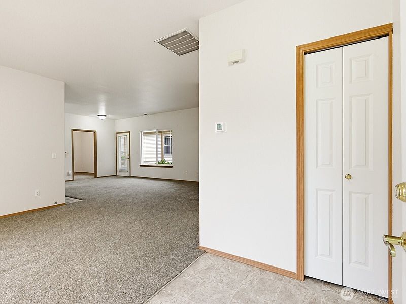 4th image of 323 N Laventure Road #C