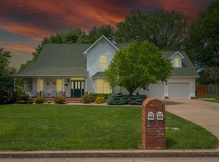 1402 Dierker Drive, Monett, MO 65708
