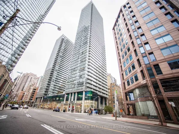 37 Grosvenor St, Toronto, ON
