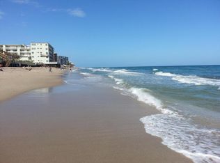 3589 S Ocean Blvd PENTHOUSE 4, South Palm Beach, FL 33480