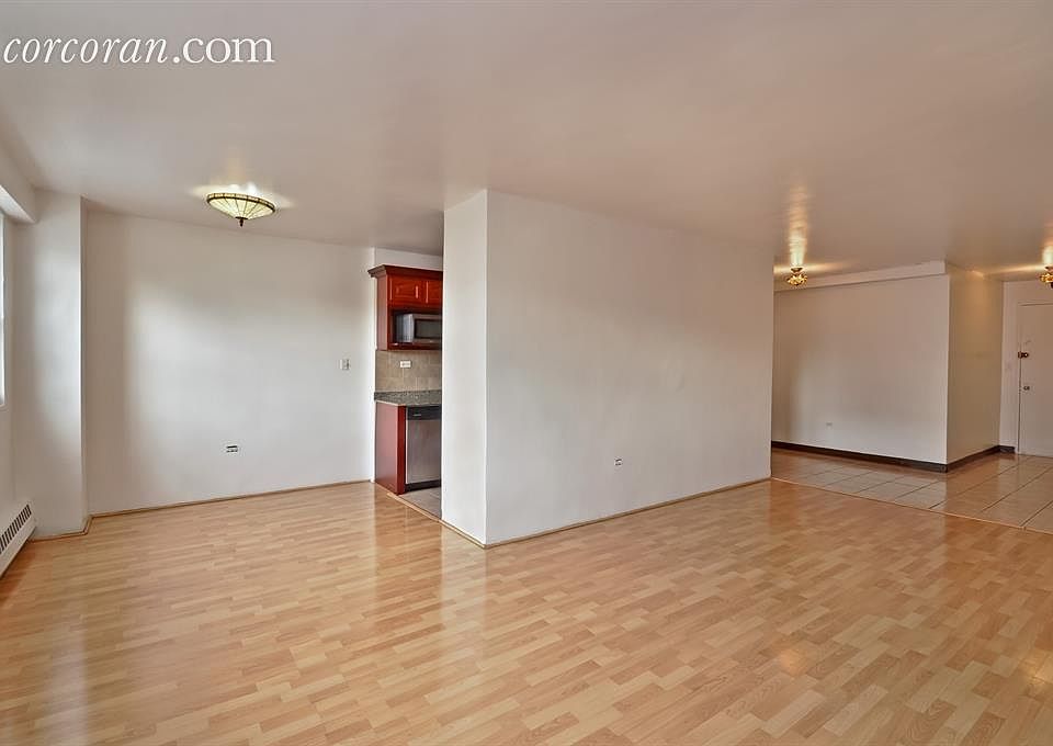 1st image of 122 Ashland Pl APT 12M