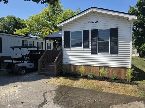 490 Empire Rd #Hic059, Pt Colborne, ON L0S 1R0