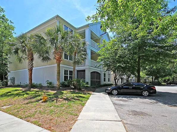 60 Fenwick Hall Aly APT 936, Johns Island, SC 29455