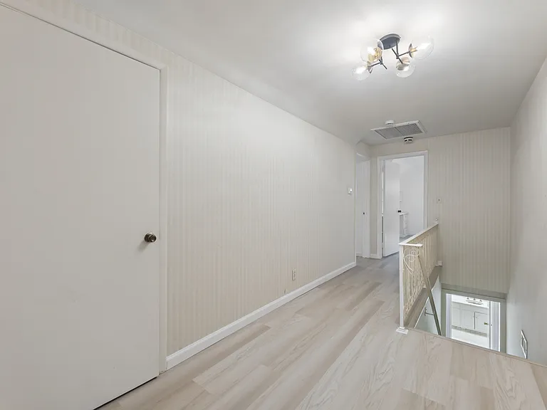 26 Glenwood Rd — Photo 23