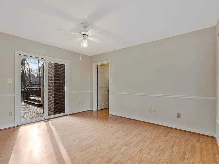 1215 Delta Glen Ct — Photo 28