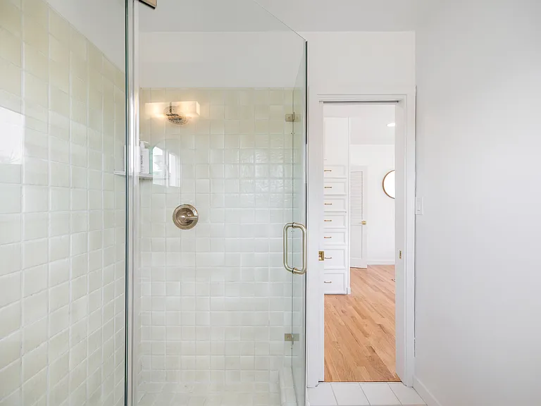 407 Sierra Vista Dr — Photo 11