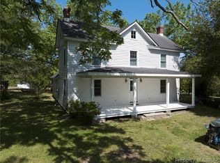 7981 Indian Rd, Gloucester, VA 23061