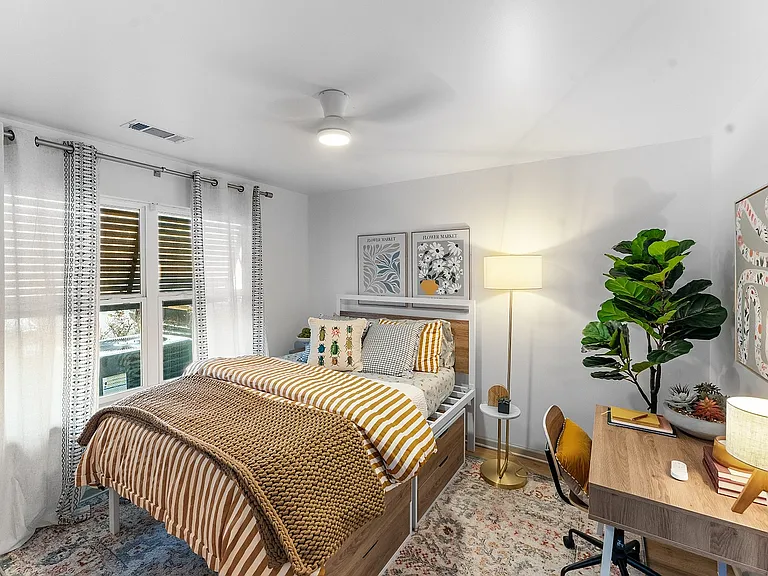 5959 Burbank Dr — Photo 8